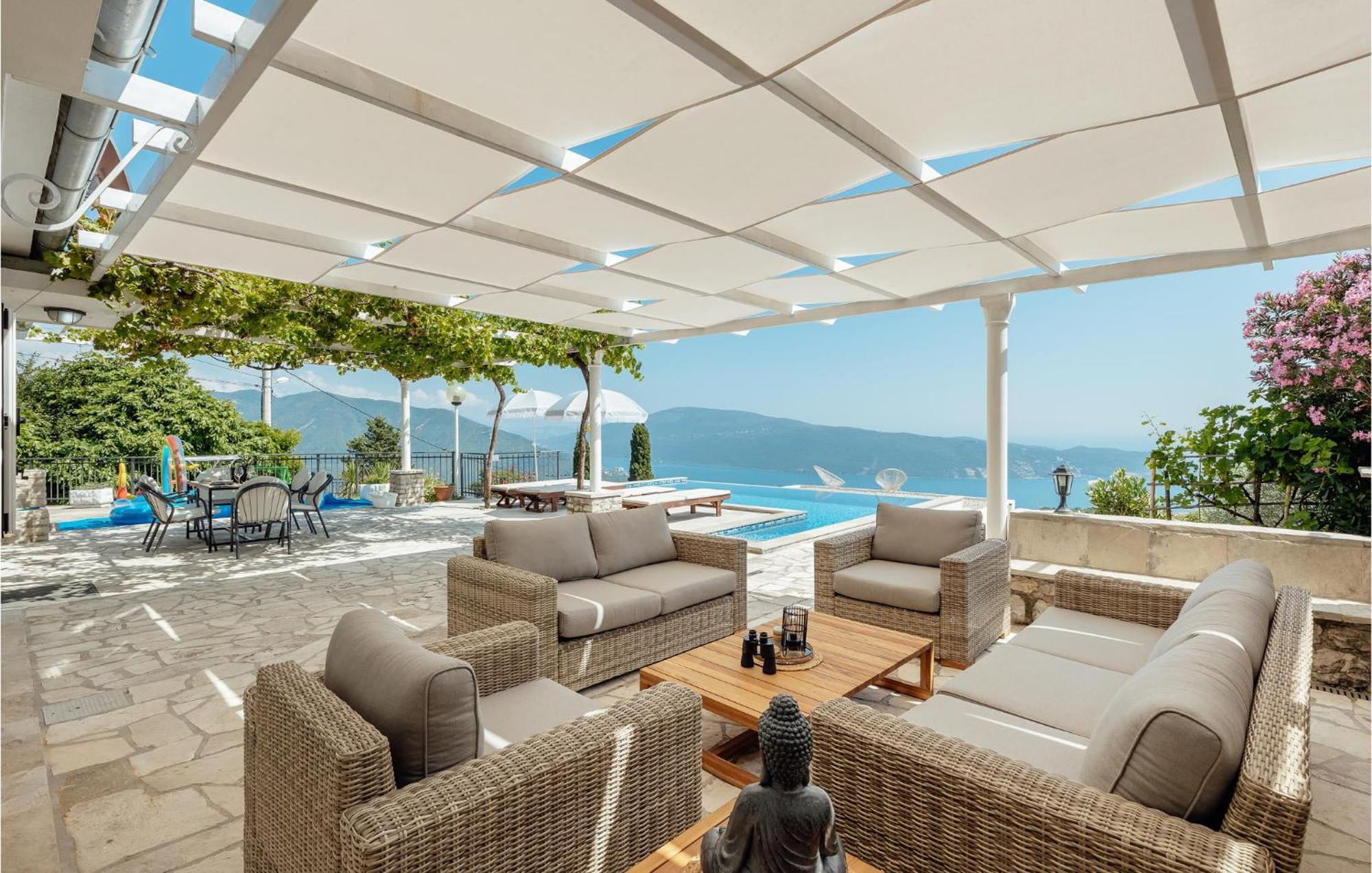 Amazing Home In Herceg Novi With House Sea View Luaran gambar